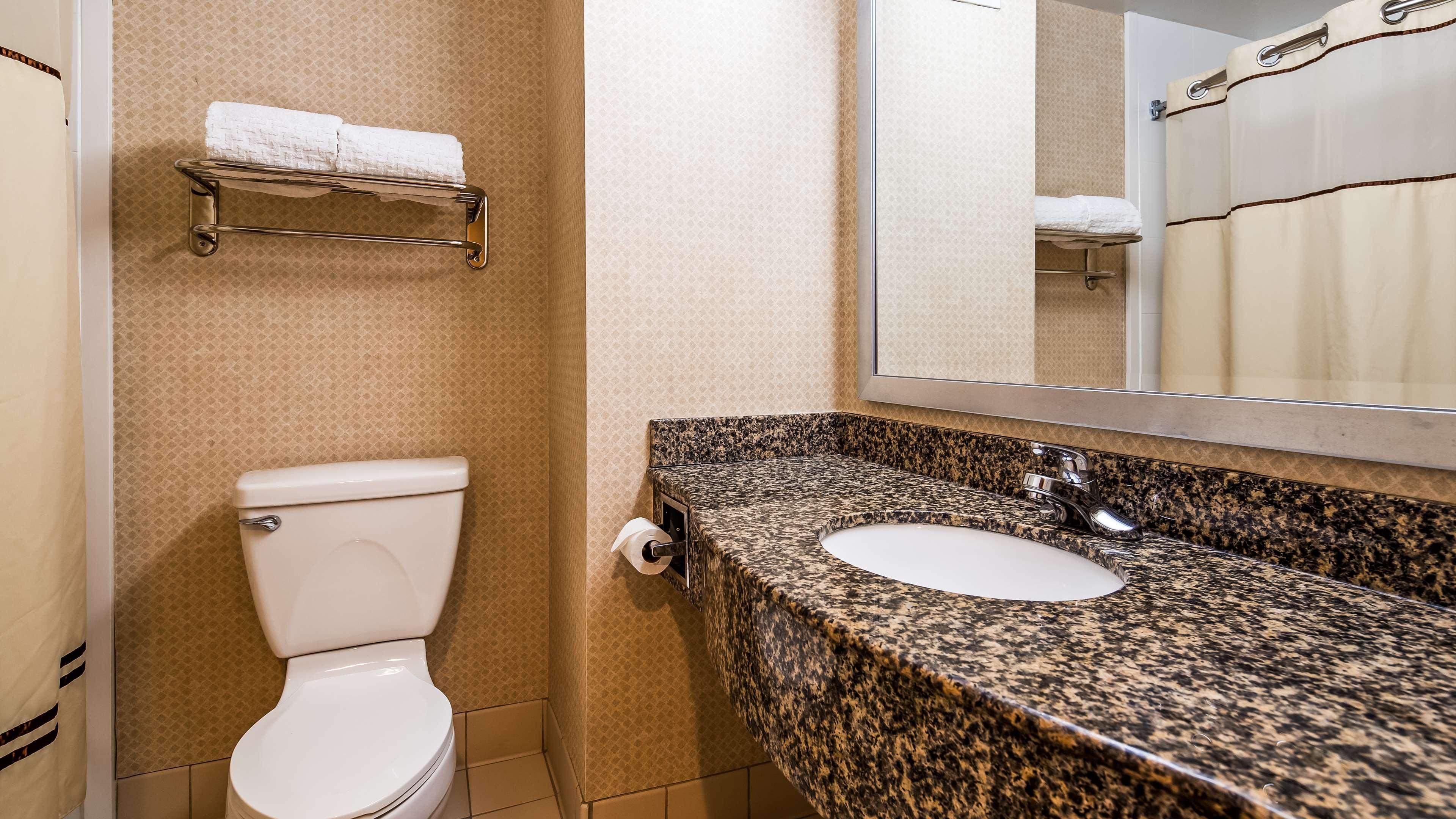 Best Western Bar Harbour Inn Massapequa Park Exterior photo