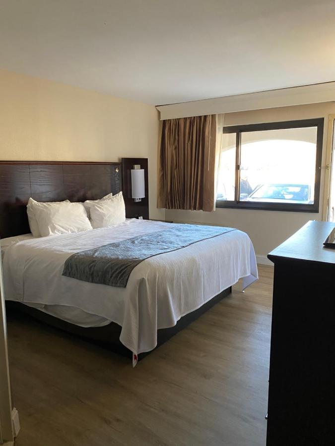 Best Western Bar Harbour Inn Massapequa Park Exterior photo